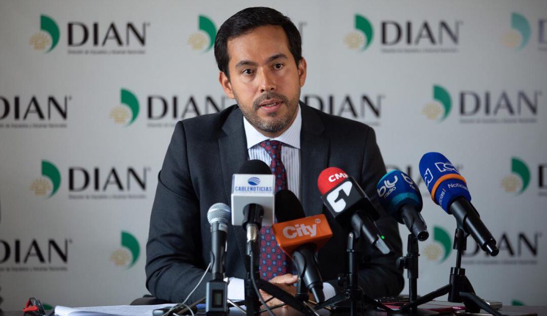 Lisandro Junco, Director de Ingresos de la DIAN