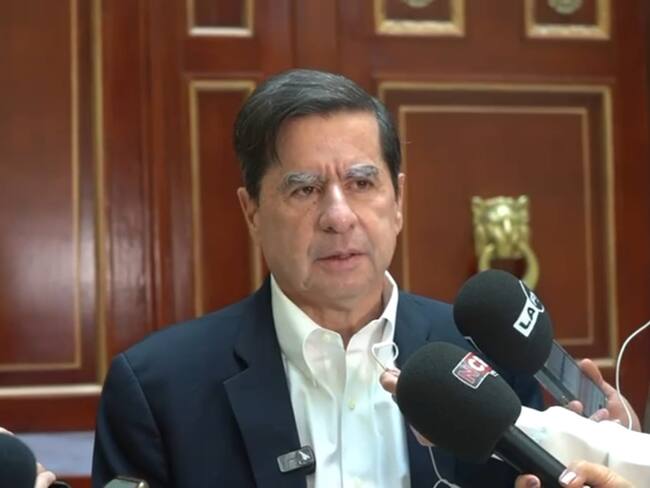 Que los impuestos tengan una vigencia de un año lo permite la constitución: Juan Fernando Cristo