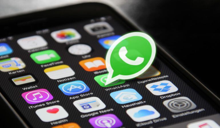 Ahora podrá ver los chats de WhatsApp como burbujas de Facebook Messenger