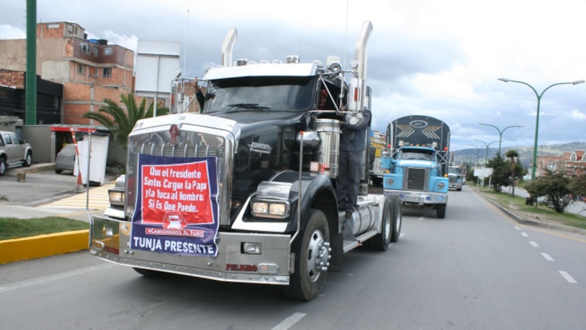 Nuevos audios vincularían a protestantes de gremio camionero con futuras tomas de vías en el país
