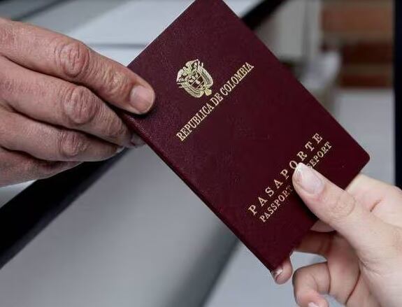 Pasaporte de Colombia. / Cancillería
