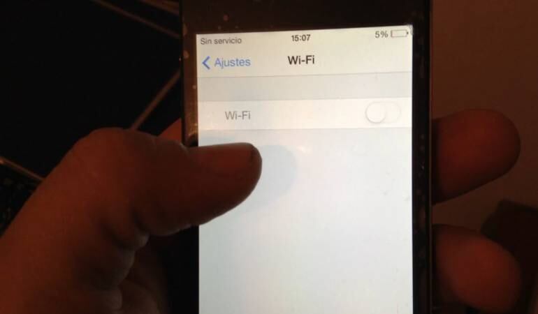 Según cifras, un 80 por ciento de los teléfonos en el mundo son smartphones y sirven para conectar wifi.