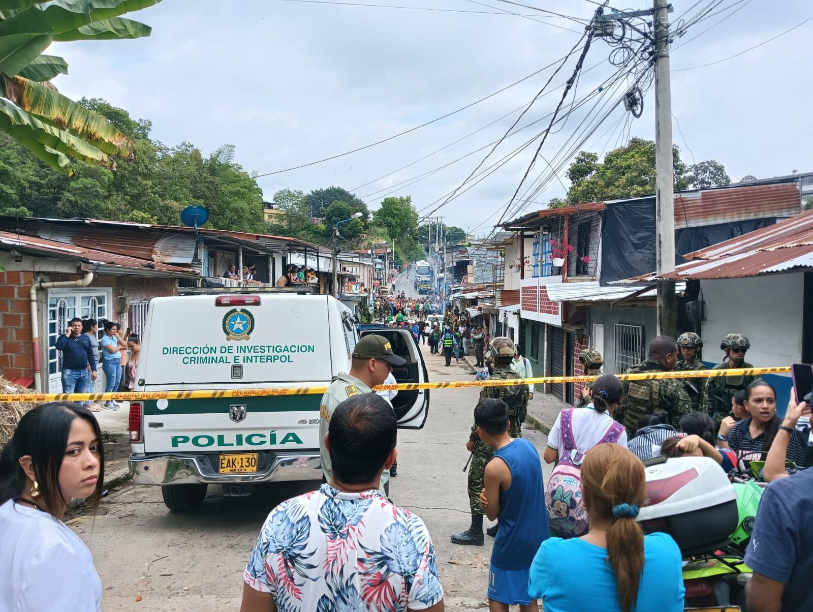 Barrio Las Veraneras en Armenia, donde murió una niña de 3 años de edad arrastrada por una quebrada. Foto: Adrián Trejos