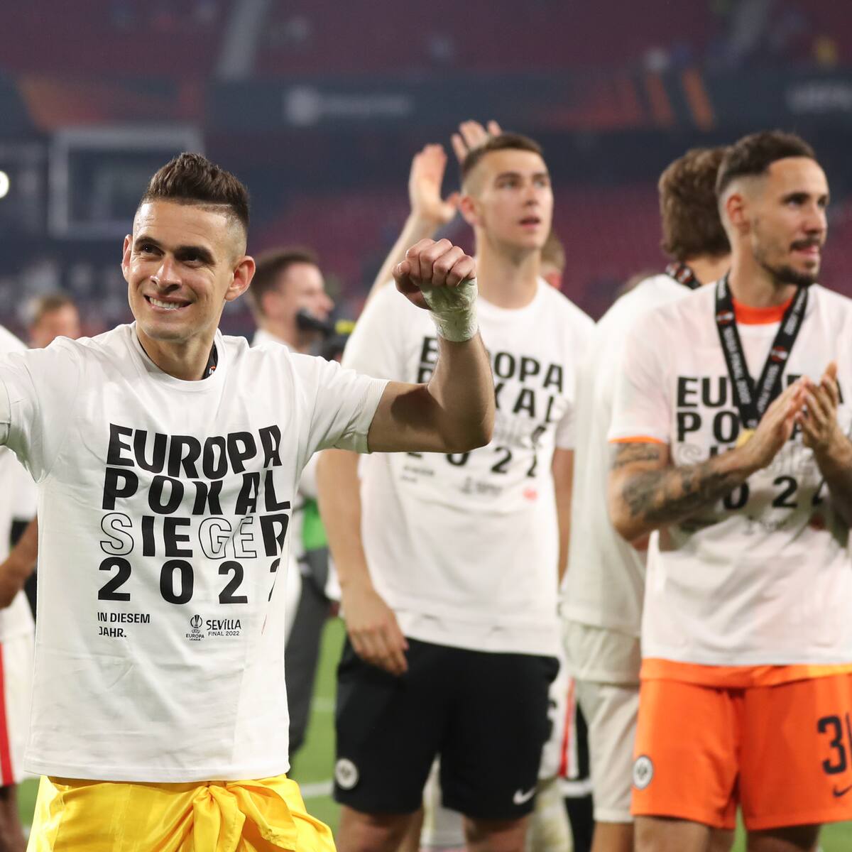 “Es un título especial, ganar la Europa League es algo muy difícil”: Rafael Santos Borré, futbolista