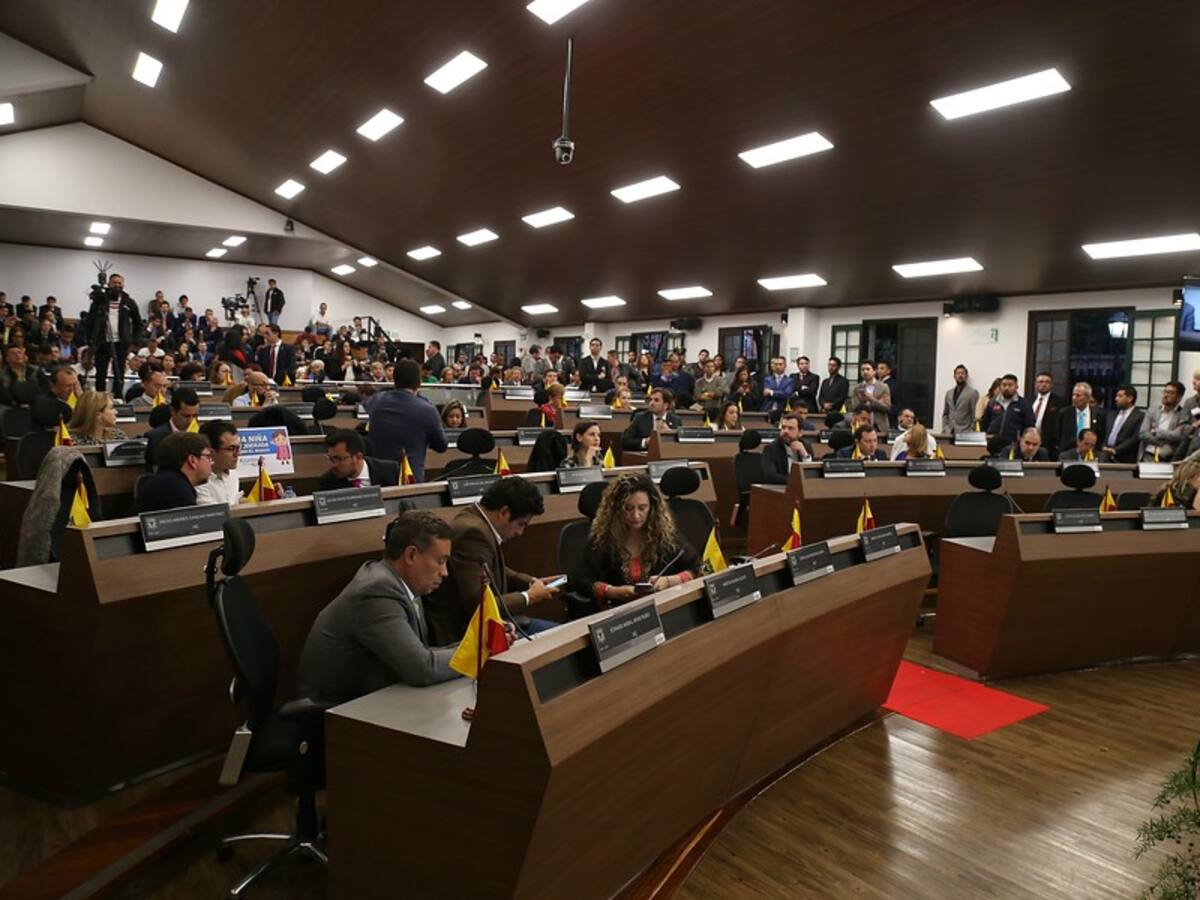 Denuncian ‘jugadita’ desde el Concejo de Bogotá para hundir el proyecto Región Metropolitana