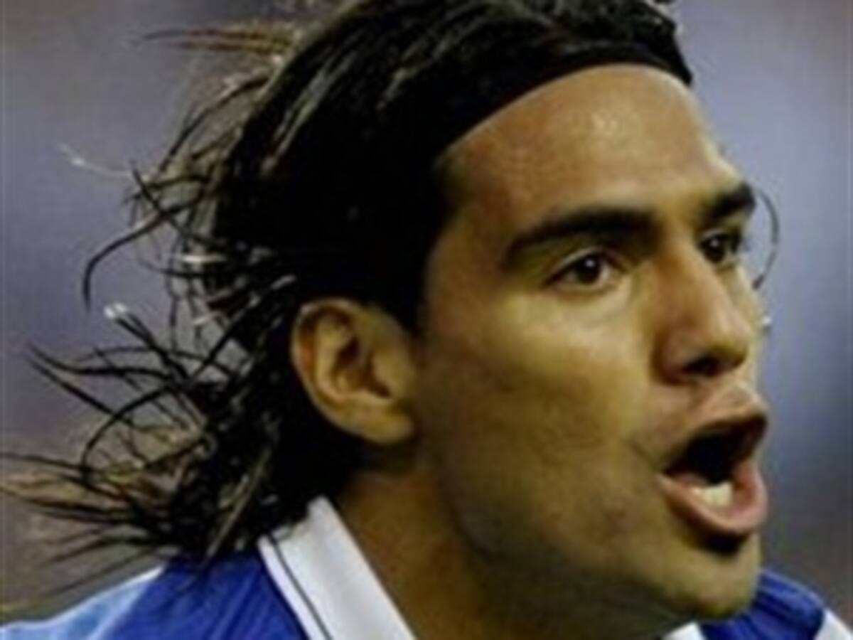 Falcao García le dió la victoria 3-2 a Porto sobre Uniao Leiria