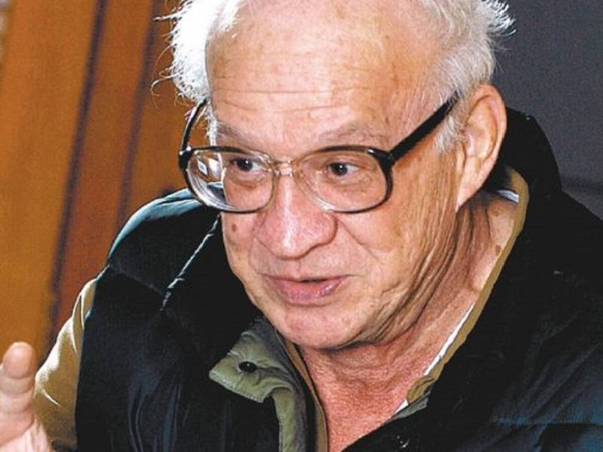 Homenaje al historiador colombiano Mario Arrubla