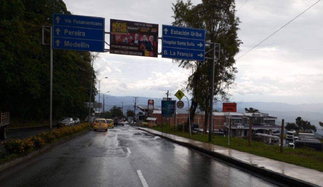 Vía a la Estación Uribe