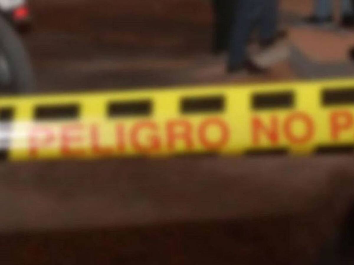 En un hotel hallaron un hombre muerto, amarrado de pies y manos