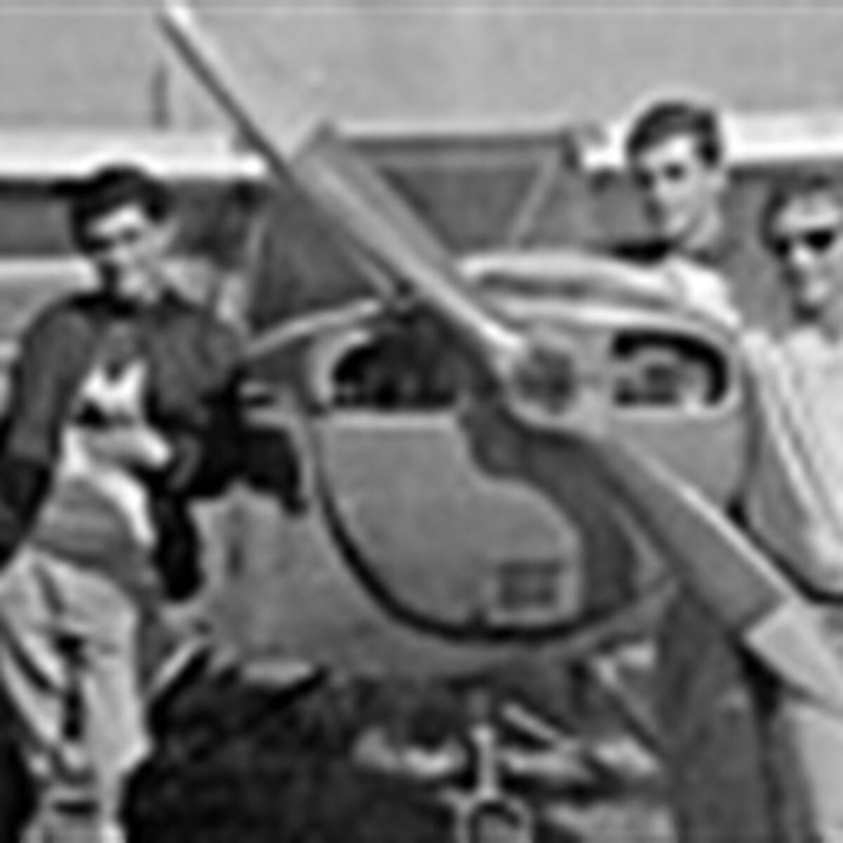 Los argentinos que construyeron un avión en medio de la nada