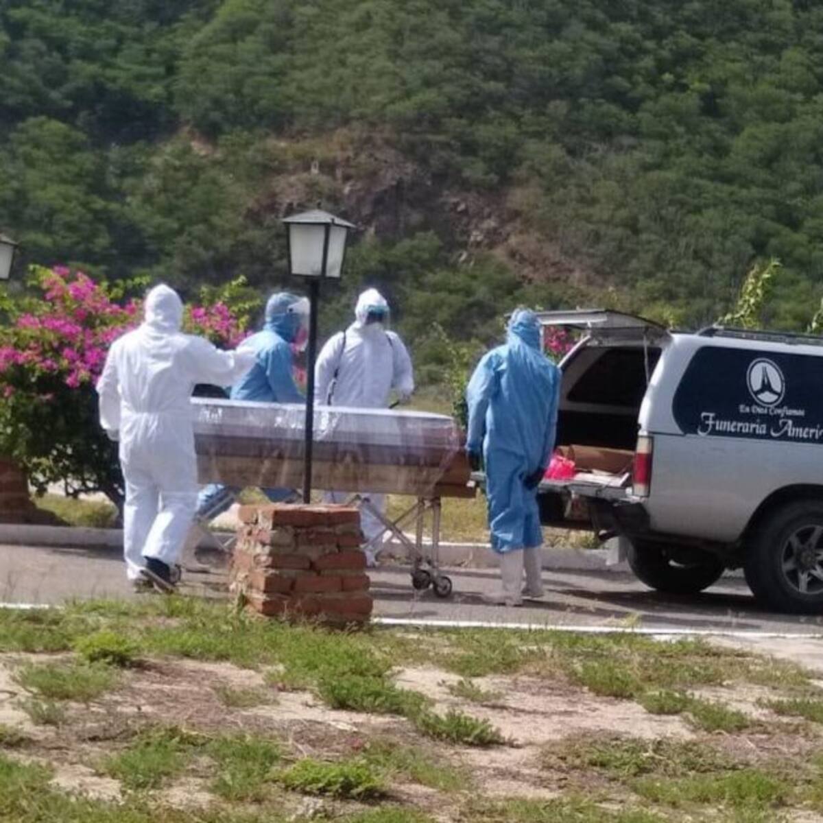 Trasladan a la Sierra Nevada restos de Gobernador kogui José de los Santos