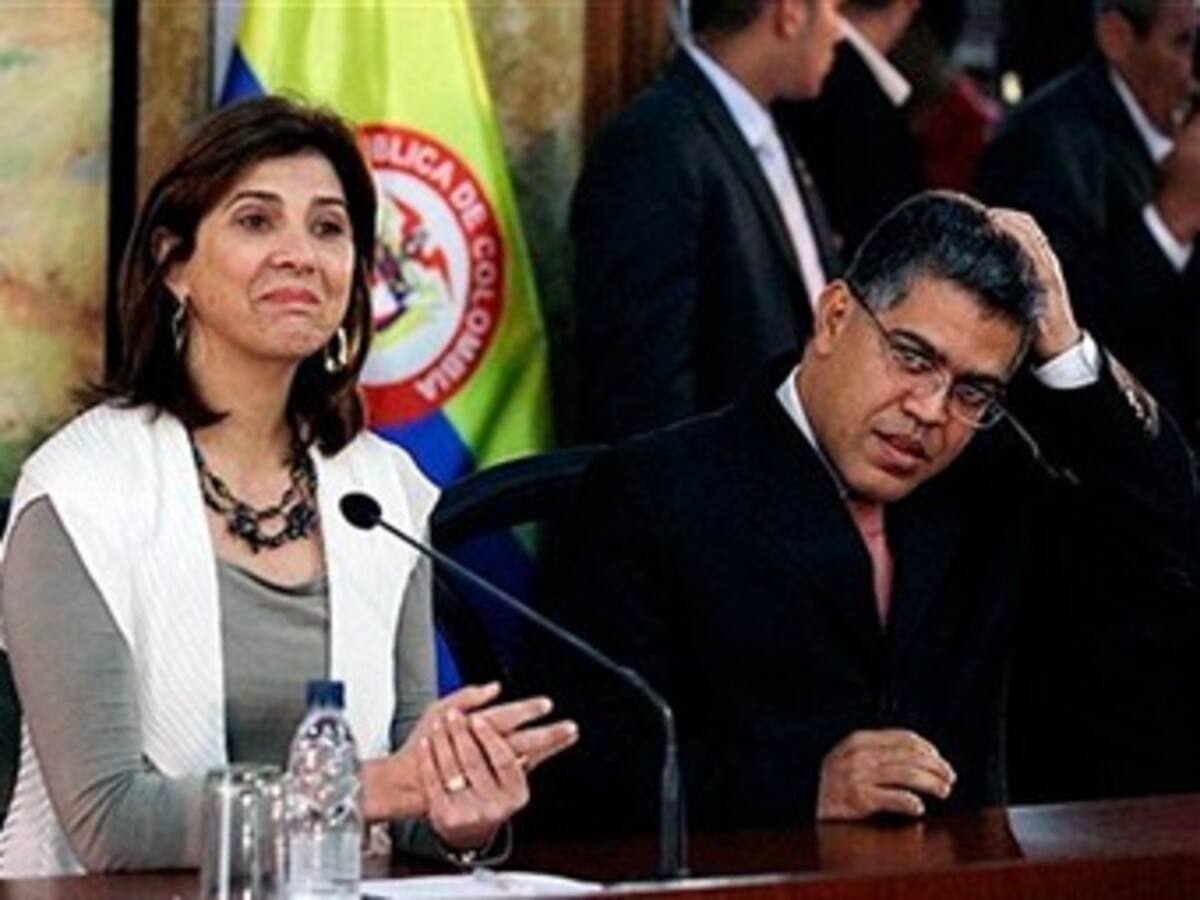 Lucha frontal contra el contrabando acordaron Colombia y Venezuela