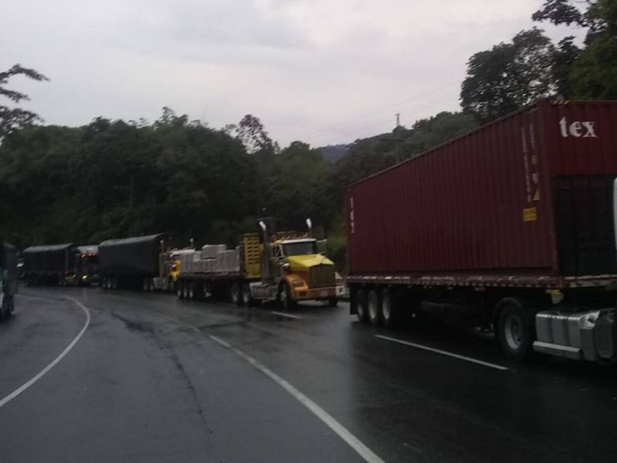 Dificultades en la Línea originan pérdidas económicas al sector transporte