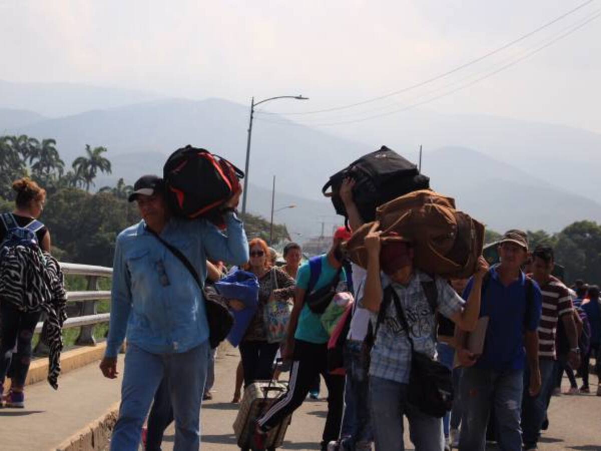 Santos llega a Cúcuta a presentar medidas por crisis migratoria