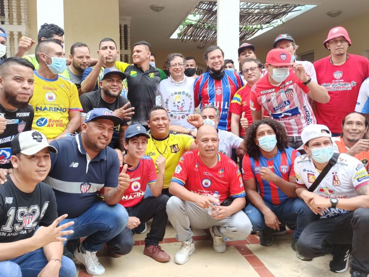 En Barranquilla socializan proyecto de ley para beneficiar a barristas