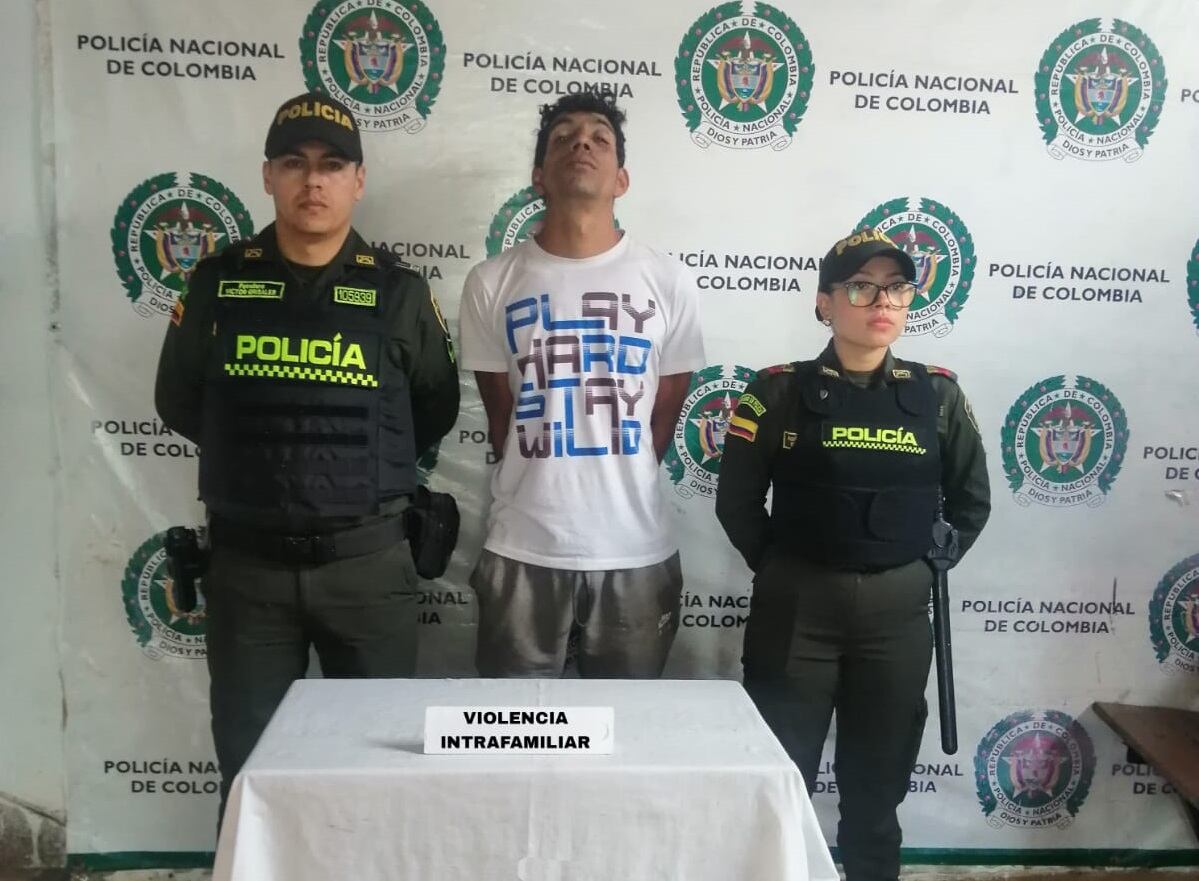 Capturado por presuntamente golpear a su madre - Policía de Risaralda