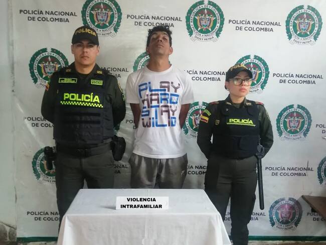 Capturado por presuntamente golpear a su madre - Policía de Risaralda