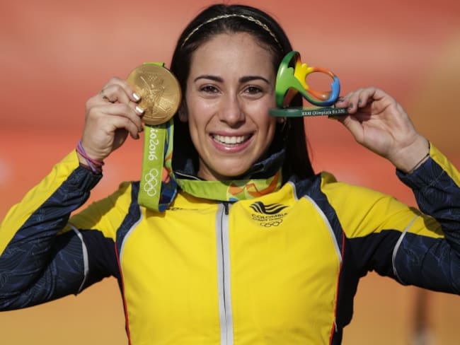 Mariana Pajón logra oro para Colombia en el BMX