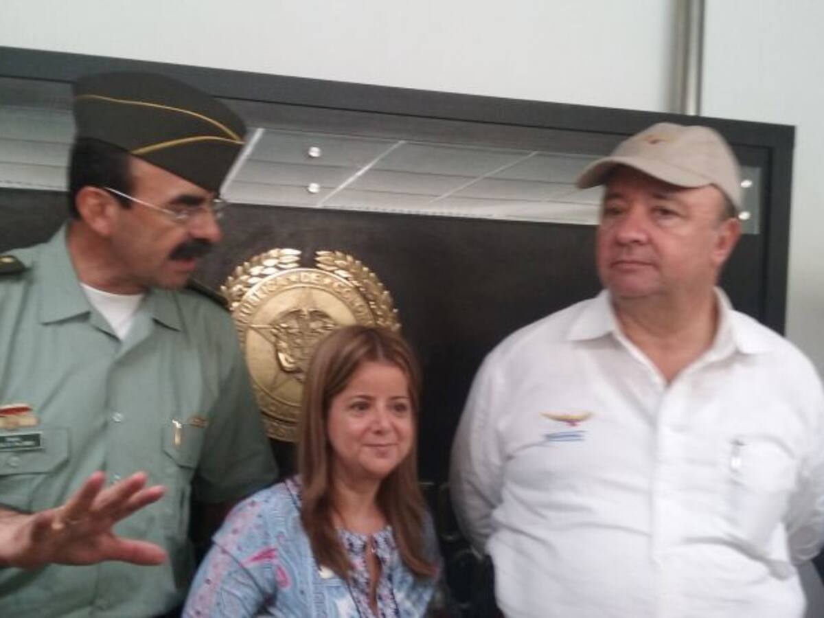 Más policías en navidad y traslado de Batallón Paraíso, resultado de reunión con Mindefensa: Alcaldesa