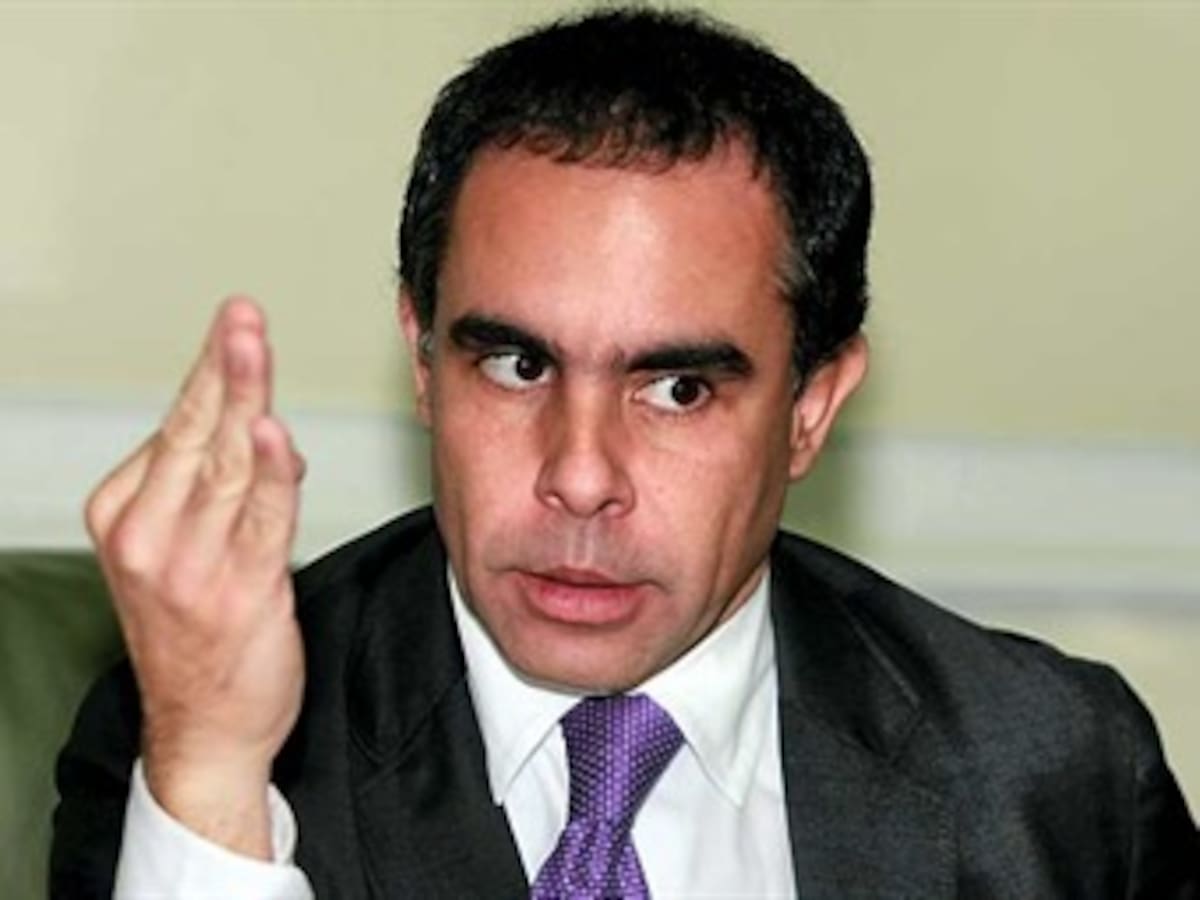 Piden renuncia a funcionarios conservadores del Gobierno