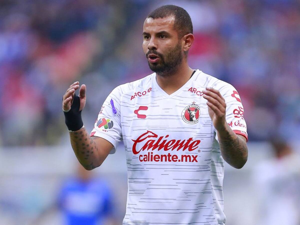 Negociaciones por Edwin Cardona se habrían reactivado entre Boca y Tijuana