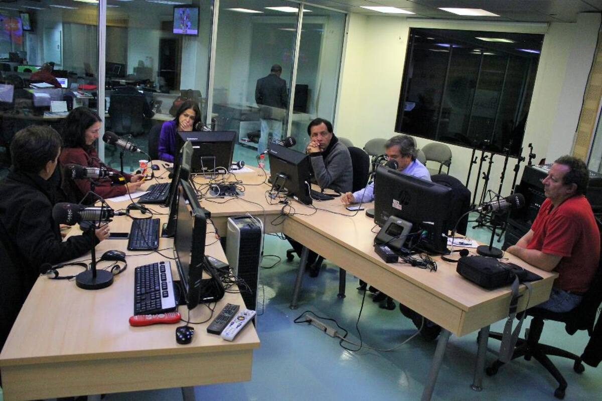 Panelistas en Hora 20