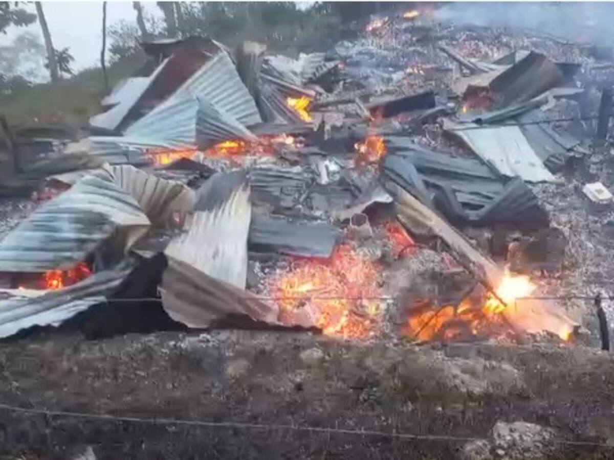 Hombre con problemas mentales asesinó a dos mujeres e incendió la casa en Cauca