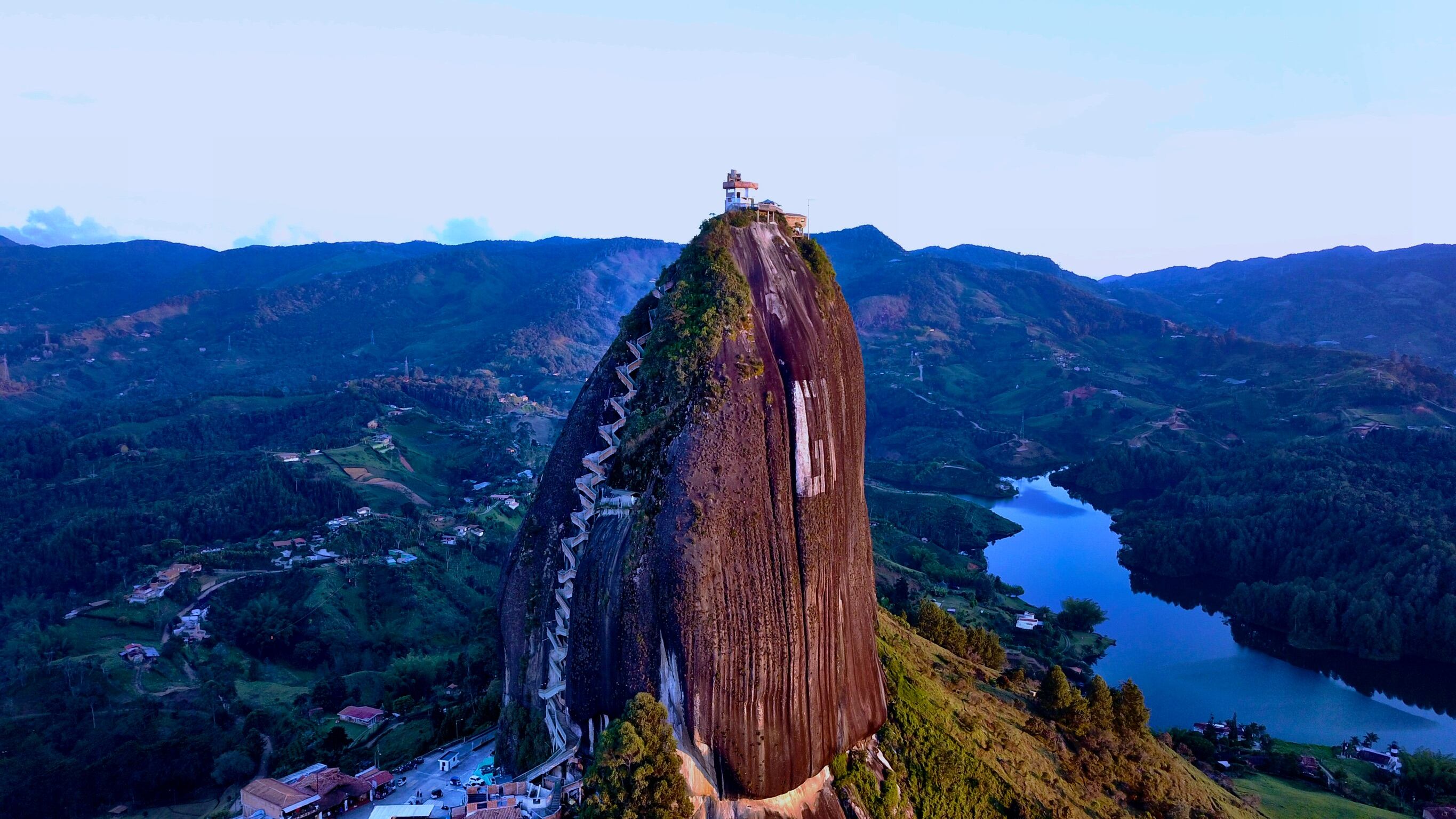 Piedra del Peñol Colombia. Foto: Getty Images.