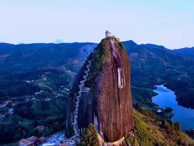 Piedra del Peñol Colombia. Foto: Getty Images.