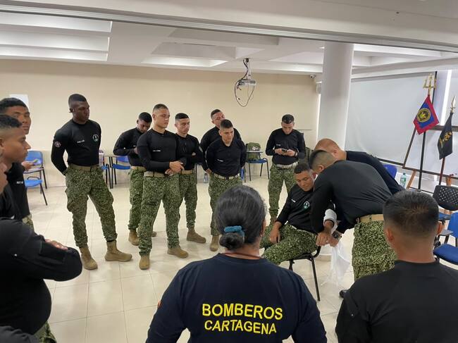Bomberos de Cartagena fortalece sus capacidades en atención táctica de víctimas en emergencias