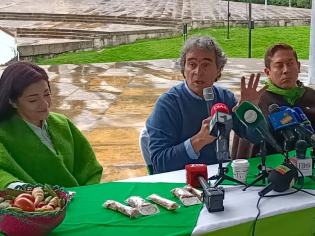 “No hemos sido capaces como país de enfrentar al Clan del Golfo”: Fajardo