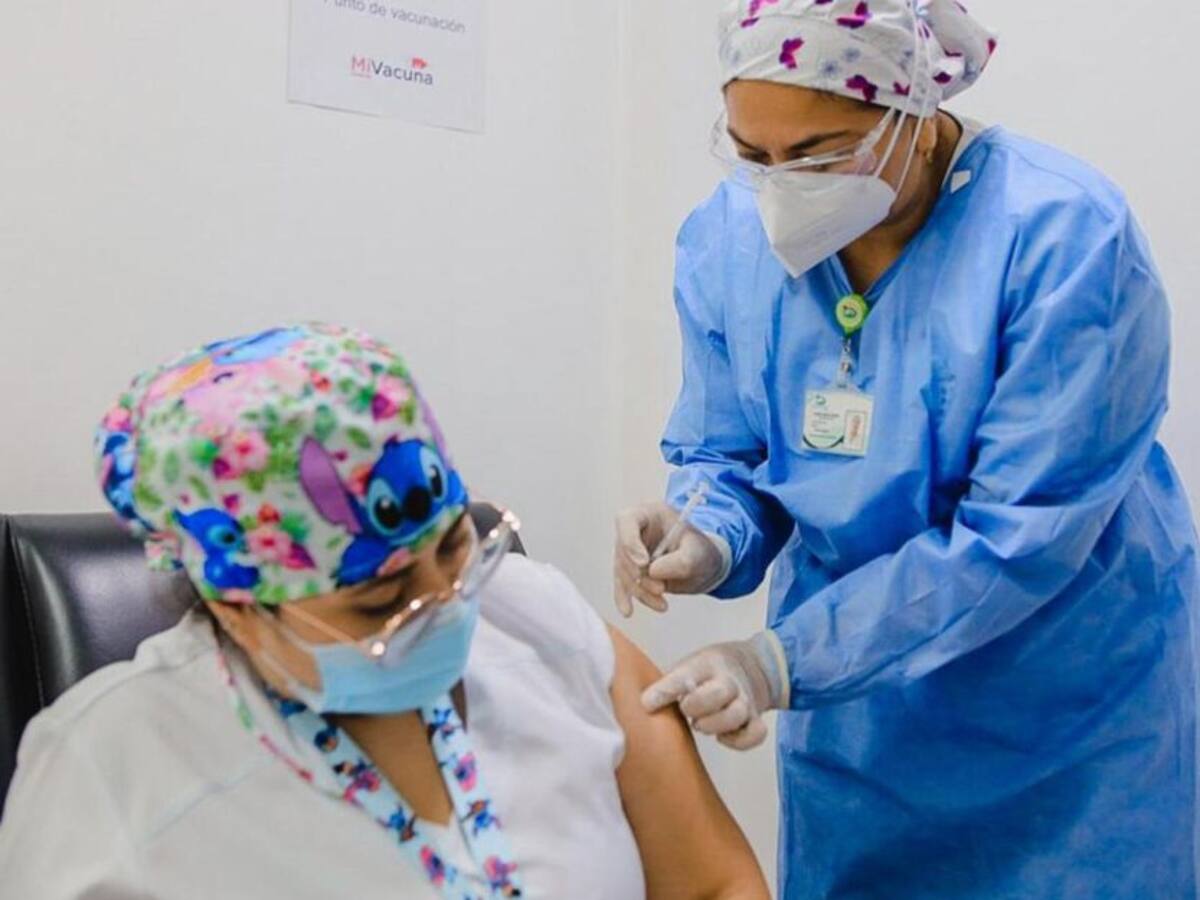 Amplían puestos de vacunación en Risaralda para agilizar inmunización