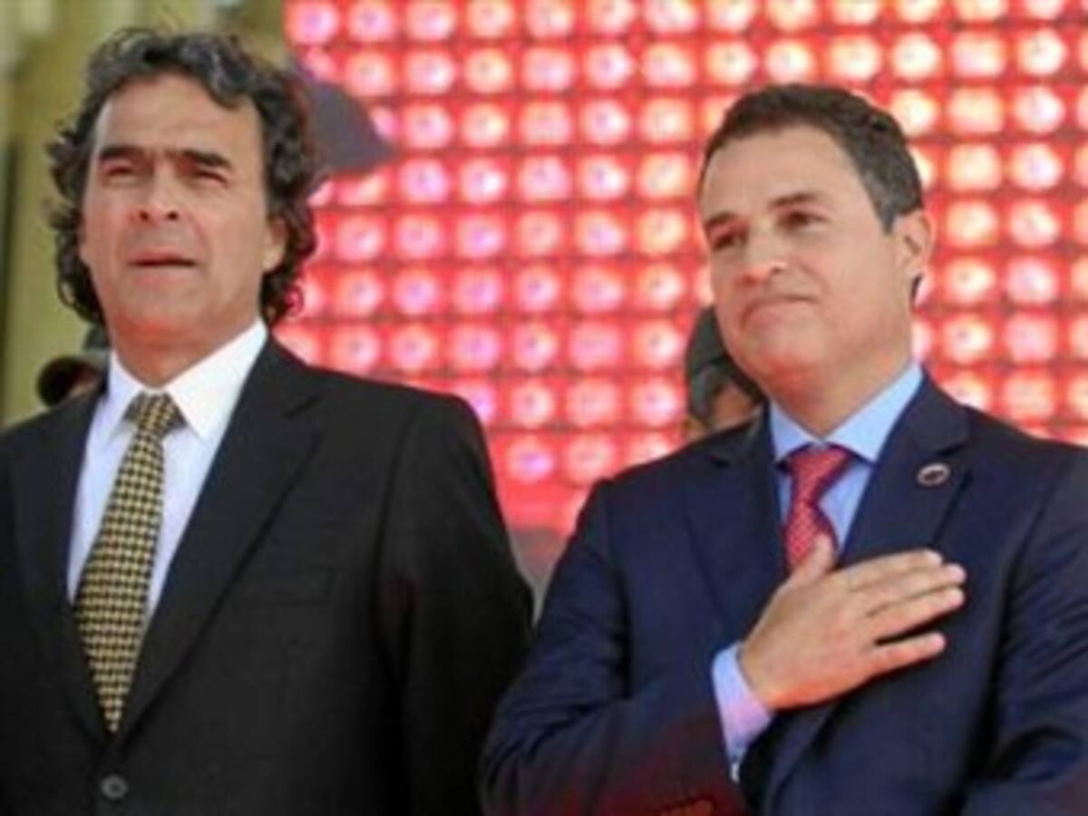 Es un orgullo tener una santa antioqueña: Sergio Fajardo