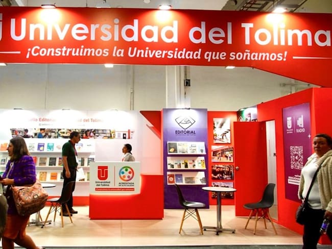 Stand de la Universidad del Tolima en la Feria Internacional del Libro en Bogotá
