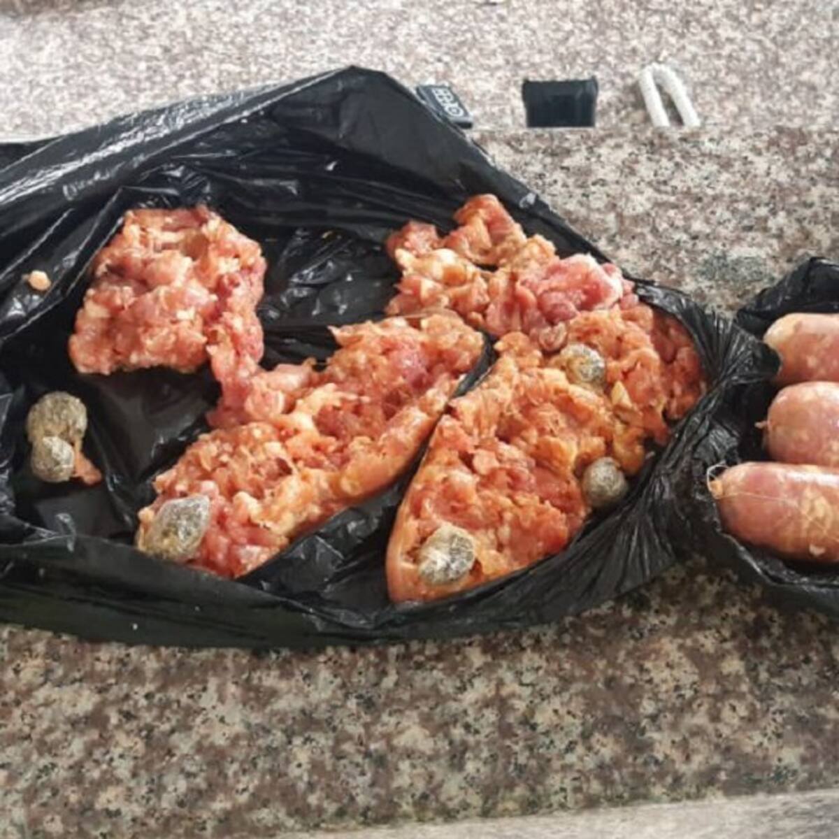 Detenida por querer ingresar '"narcochorizos" a una Estación de Policía