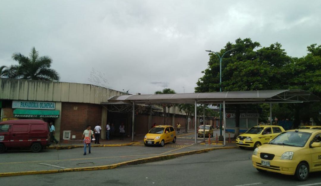 Los taxistas le piden a las autoridades les tomen muestras de COVID-19.