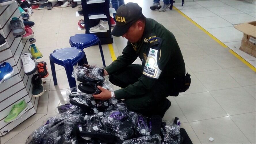 Incautaron en Cali mercancía de contrabando avaluada en más de $1.200 millones. Foto: Policía Nacional
