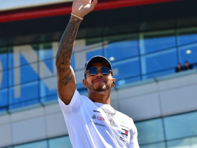 Lewis Hamilton renovó con Mercedes hasta el 2020