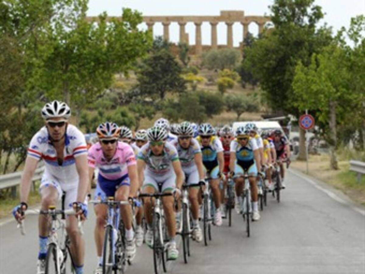José Serpa y Mauricio Ardila fueron protagonistas hoy en el Giro de Italia