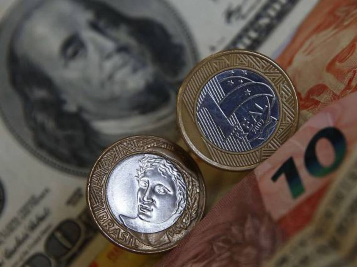 Capturan siete personas e incautan más de 1 millón de dólares falsos en Cundinamarca