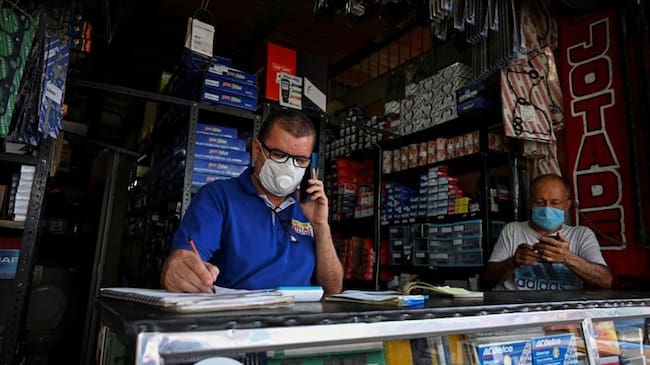 ¿Qué opina sobre la propuesta de 15 días sin IVA para reactivar la economía?. Foto: Getty Images