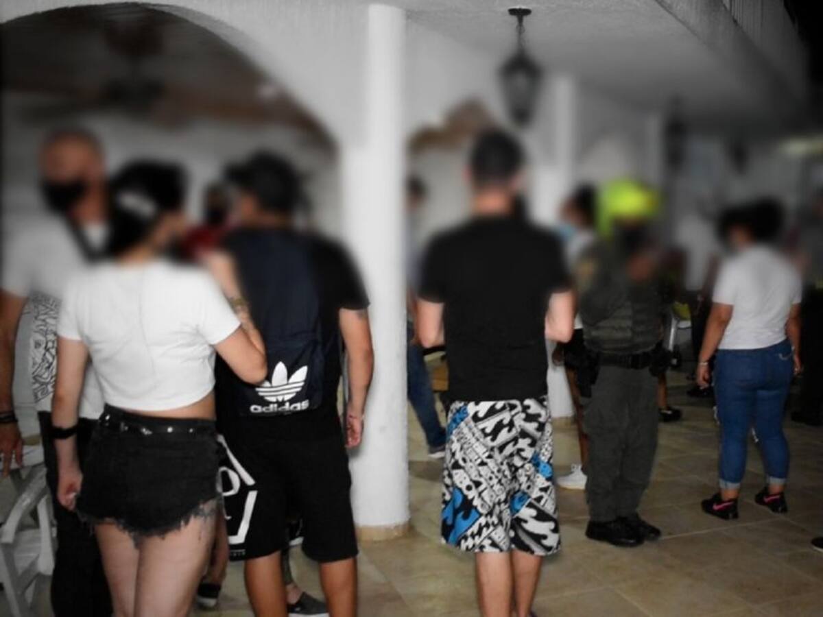 Intervienen fiesta electrónica clandestina en Cartagena con 50 personas