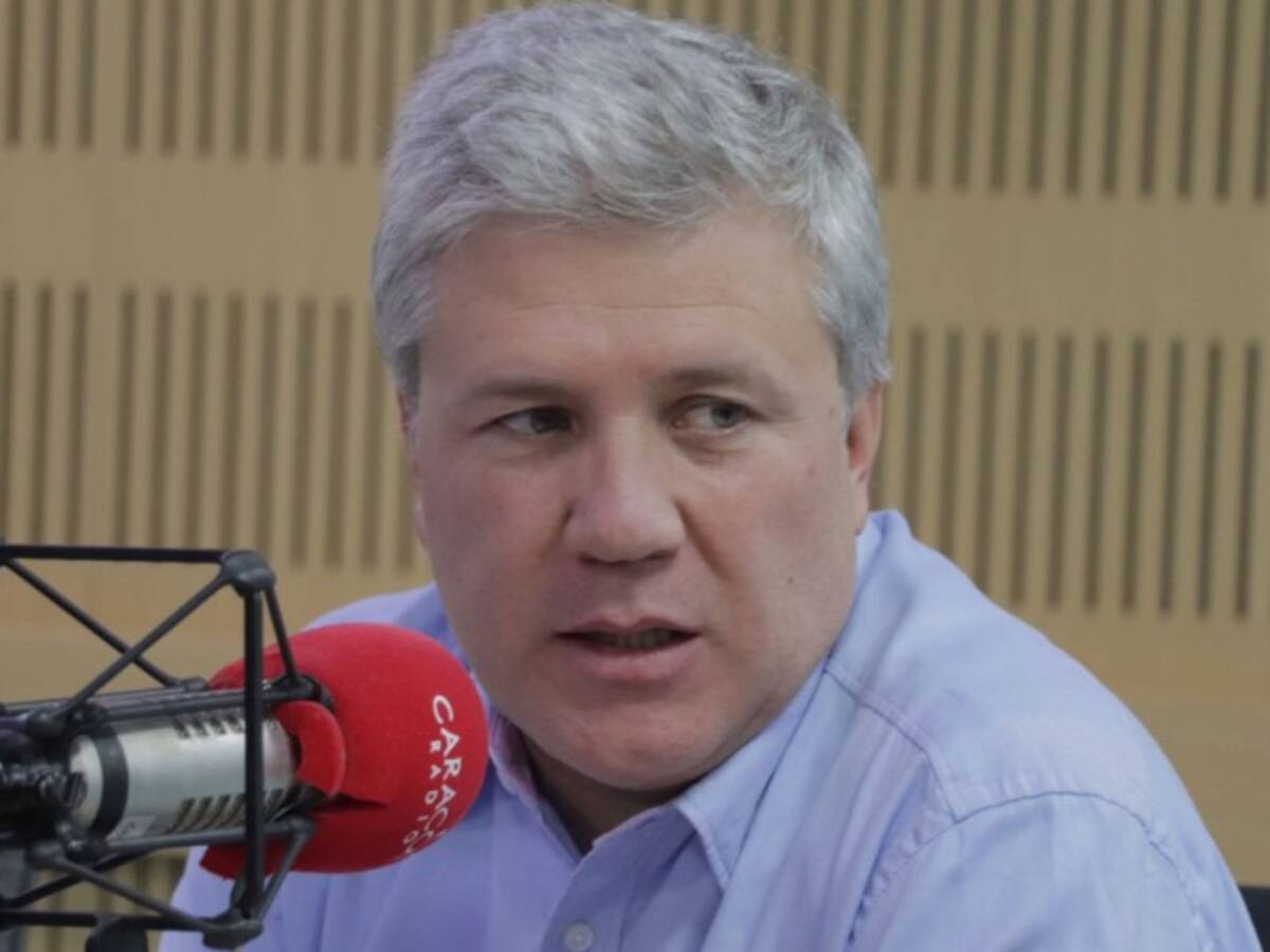 “Tendrá que ser una izquierda a la mexicana”: Juan Fernando Londoño