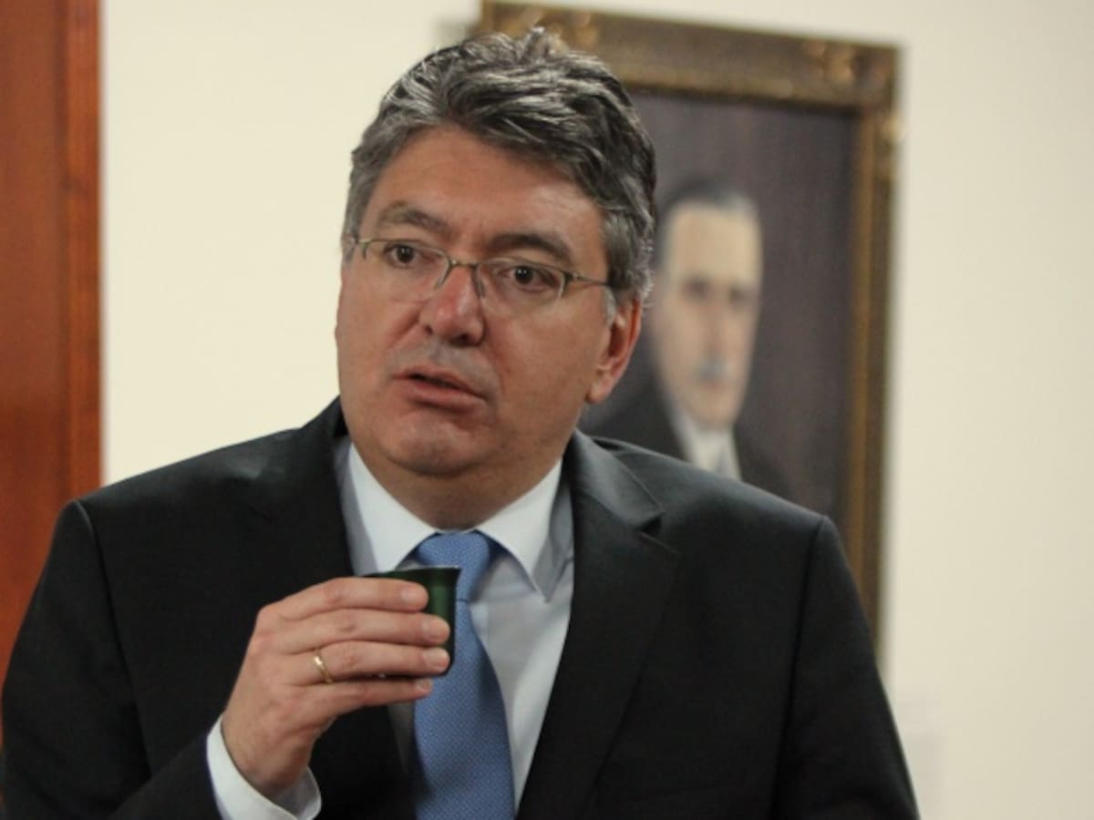 Aprobado en primer debate el presupuesto de 2016 en 215.9 billones