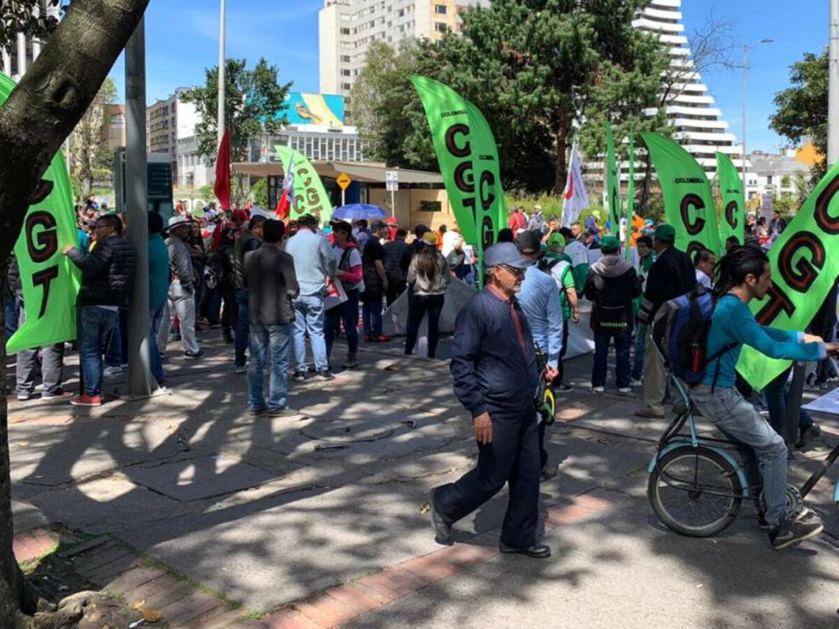 En fotos: inician marchas por el Día del Trabajo en todo el país