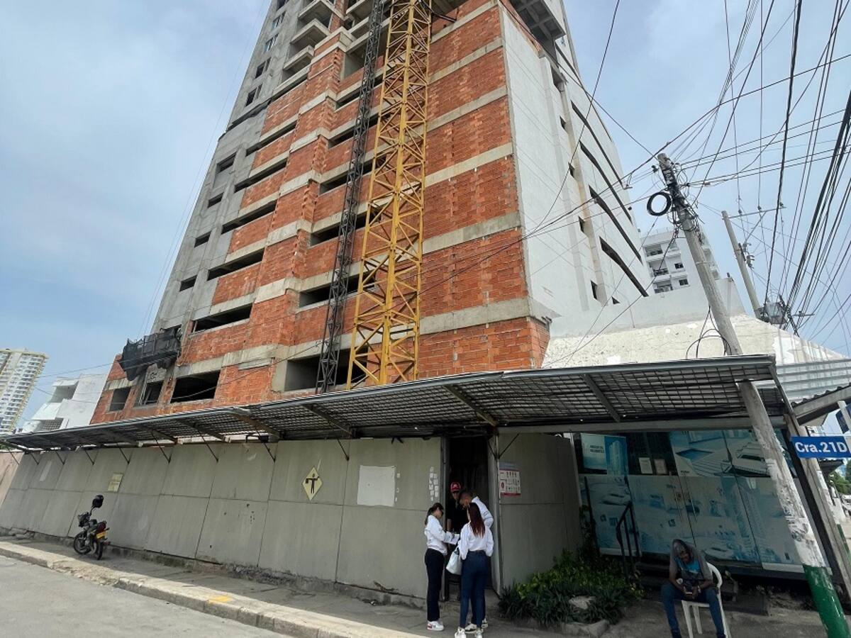 Alcaldía acompaña a compradores de ‘Mirador del Baluarte’ para que no pierdan su inversión