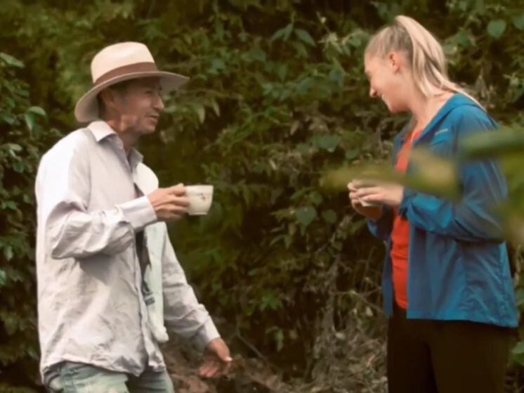 Extranjeros llegan a fincas cafeteras caldenses para aprender español