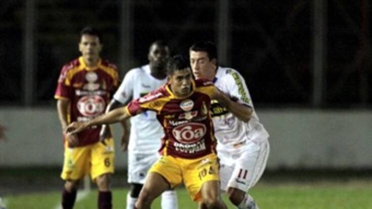 Deportes Tolima, sin su arquero Anthony Silva, recibe al invicto Deportivo Pasto