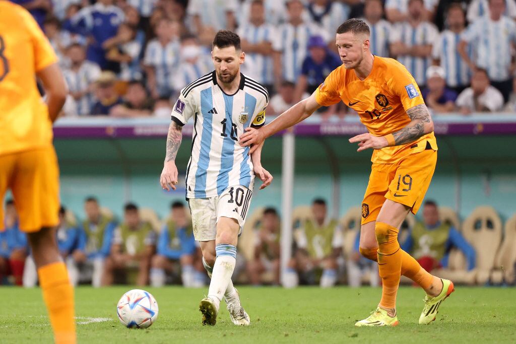 LUSAIL CITY, QATAR - DECEMBER 09: Lionel Messi durante la Copa del Mundo Qatar 2022. (Photo by Jean Catuffe/Getty Images)