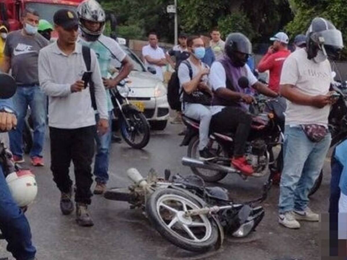 Murió motociclista tras ser arrollado por una tractomula en Mamonal